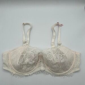 Victoria's Secret Dream Angels push up without padding white lace bra Size 38DDD
